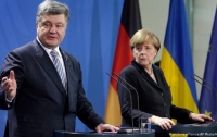 Порошенко поговорил с Меркель о России
