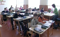 К 2015 году украинские школьники останутся без учебников