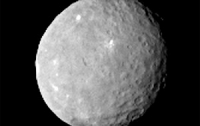 Межпланетная станция Down обнаружила загадочные белые пятна на Церере (ФОТО)