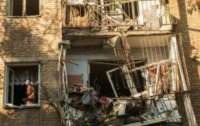 Рашисты обстреляли пятиэтажный дом в Николаеву
