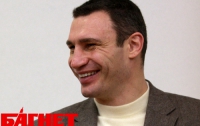 За партией «УДАР» стоят люди, которые руководят Кличко, - Лановой