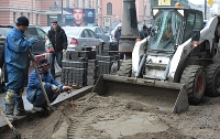 В Тернополе устанавливают тротуар с подогревом