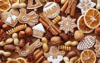 Одесским детям на празднике раздали просроченное печенье