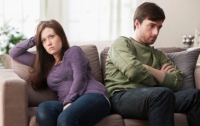 Названа еще одна опасная тема для разговора с женой