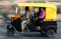На рикше можно проехать из Лондона до Дели 