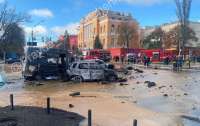 Ракетный удар по Киеву: известно о жертвах и десятках пострадавших