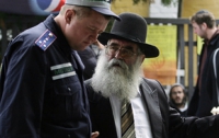 Депортированным из Умани хасидам запретили въезд в Украину на пять лет