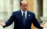 Берлускони дряхлеет на глазах: он уже падает в ванной