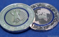 В Германии появились монеты номиналом пять евро