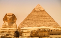 Возле пирамиды Хеопса найдено древнее послание