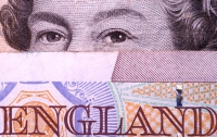 Британскому фунту предвещают рекордное падение