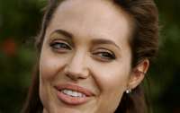 Анджелина Джоли запретила детям навещать родителей Брэда Питта