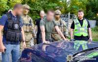 Директор мовної школи у Хмельницькому розбещував дівчат (відео)