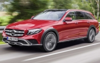 Mercedes-Benz E-класса превратился во вседорожник