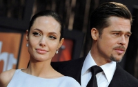 Анджелина Джоли отправится под венец в сногшибательном наряде