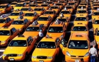 Китаянка арендовала 900 такси, чтобы сделать предложение возлюбленному