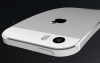 Apple может выпустить изогнутый iPhone