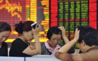 Фондовый рынок Китая потерял 3 триллиона долларов