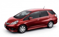 Японцы выпустили новые варианты Honda Fit Shuttle