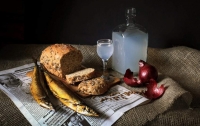 Доходы Украинцев уходят на еду и алкоголь - исследование