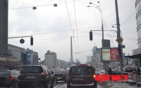 В центре Киева внезапно отказали светофоры - на улицах царит хаос (ФОТО)