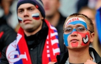 Российские власти попросили болельщиков вести себя достойно