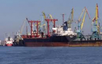 Целый порт в Одесской области не справляется со своими делами