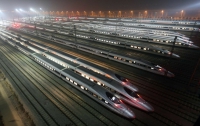 В Китае открыт самый длинный в мире высокоскоростной железнодорожный маршрут (ФОТО)
