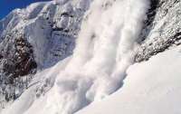 На Кавказе лавина накрыла группу альпинистов из Украины