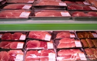 Перед праздниками взлетели в цене свинина и курятина