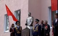 Националисты повторно «приговорили» памятник Сталину в Запорожье