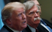 Уволенный Болтон раскритиковал внешнюю политику Трампа