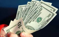 Украинцы бешеными темпами скупают доллары 