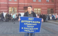 Российские прокуроры попросили почти пять лет тюрьмы активисту, который носил передачи украинским морякам