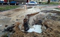 Семь киевских многоэтажек остались без воды из-за аварии