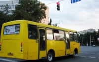 В Киеве автобус наехал на пенсионера