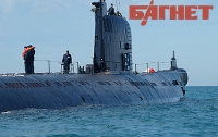 Министр обороны Саламатин попробовал себя в роли подводника (ФОТО)
