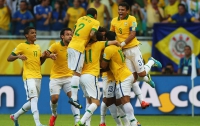 Футбол: сборная Бразилии разбила Италию со счетом 4:2