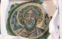Голландец обнаружил в Британии украденную в 1970 году мозаику