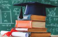 Сегодня ВУЗы опубликуют списки поступивших на бюджет