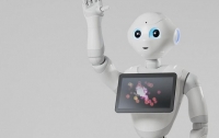 Робот Pepper, способный выражать эмоции, выходит на мировую арену