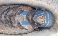 Археологи раскопали восемь ценных саркофагов с мумиями (ФОТО)