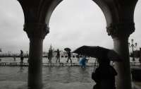Венецию катастрофично затопило