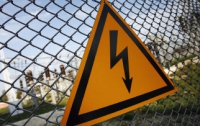 На Ривненщине юношу, который залез в электроподстанцию, ударило током