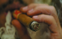 На Кубе выбрали лучшего в мире сомелье кубинских сигар