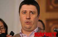 От Пшонки и Калинина требуют разобраться с языком спикера Крымского парламента