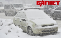 Киев остановился из-за транспортного коллапса (ФОТО)