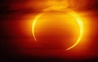 Сегодня произойдет уникальное солнечное затмение