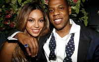 Бейонсе и Джей Зи усыновят ребенка