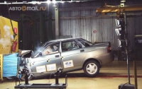 Краш-тест серийной Lada Priora